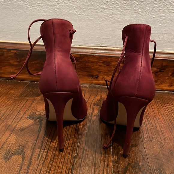 Burgundy suede Stilettos - Picture 5 of 7